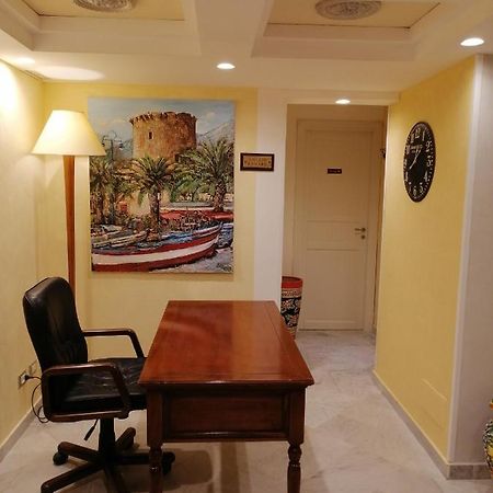 Federico 70 Giada Economy Hotel Palermo Ngoại thất bức ảnh